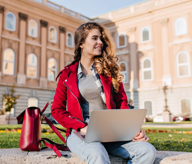 Facultad de Artes y Humanidades